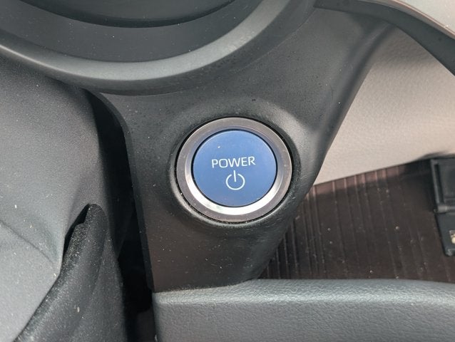 2022 Toyota Sienna LE