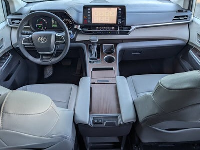 2023 Toyota Sienna XLE