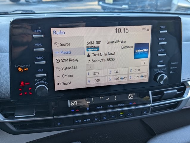 2023 Toyota Sienna XLE