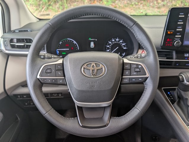 2023 Toyota Sienna XLE