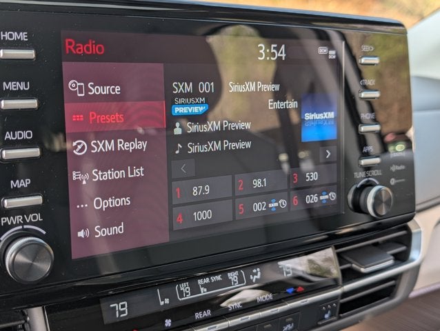 2023 Toyota Sienna XLE