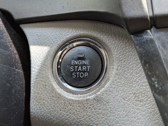 2017 Toyota Sienna XLE Auto Access Seat