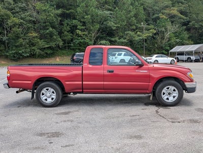 2002 Toyota Tacoma XtraCab Auto (Natl)