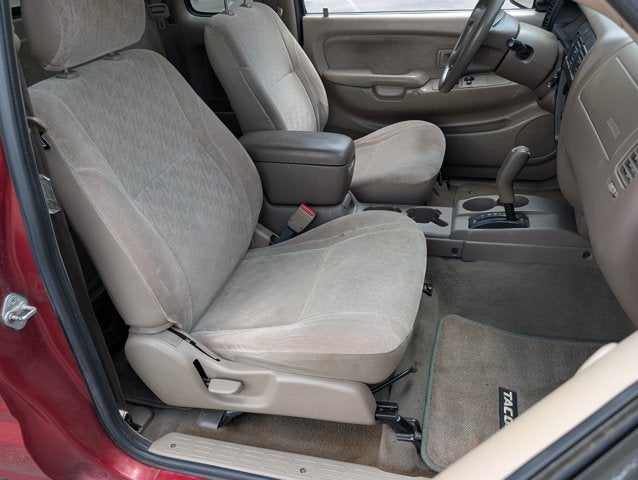 2002 Toyota Tacoma XtraCab Auto (Natl)
