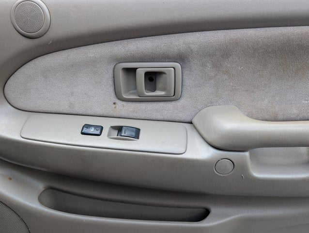 2002 Toyota Tacoma XtraCab Auto (Natl)