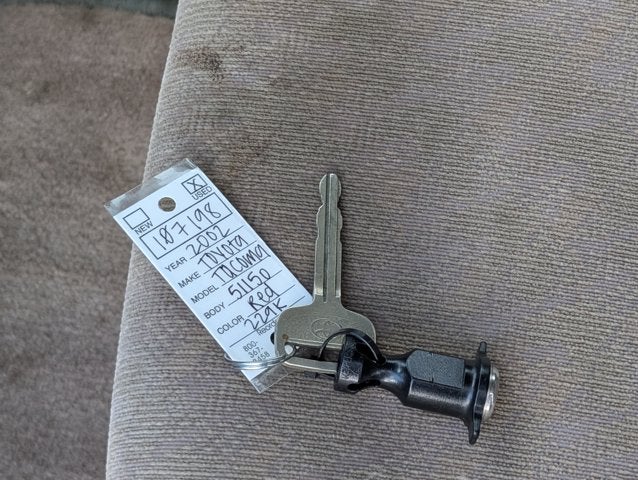 2002 Toyota Tacoma XtraCab Auto (Natl)