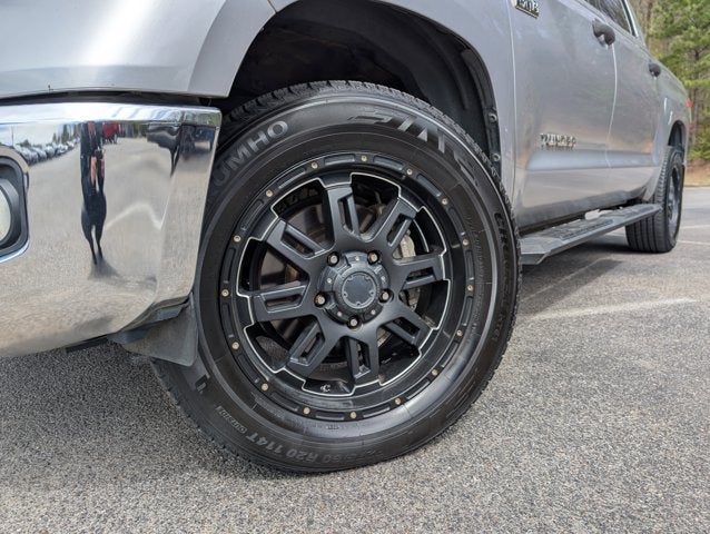 2017 Toyota Tundra 4WD SR5