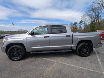 2017 Toyota Tundra 4WD SR5