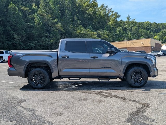 2023 Toyota Tundra 4WD SR5