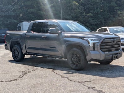 2023 Toyota Tundra 4WD SR5