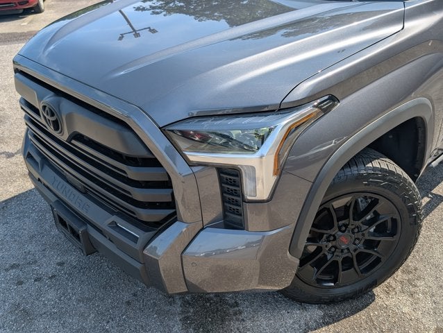2023 Toyota Tundra 4WD SR5