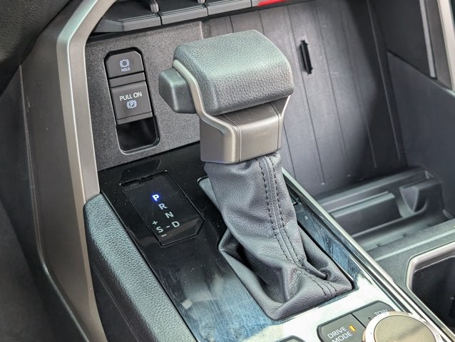 2023 Toyota Tundra 4WD SR5