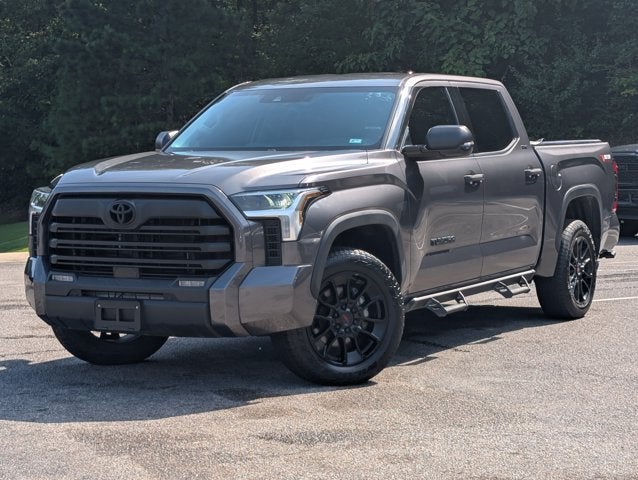 2023 Toyota Tundra 4WD SR5