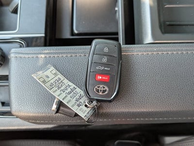 2023 Toyota Tundra 4WD SR5