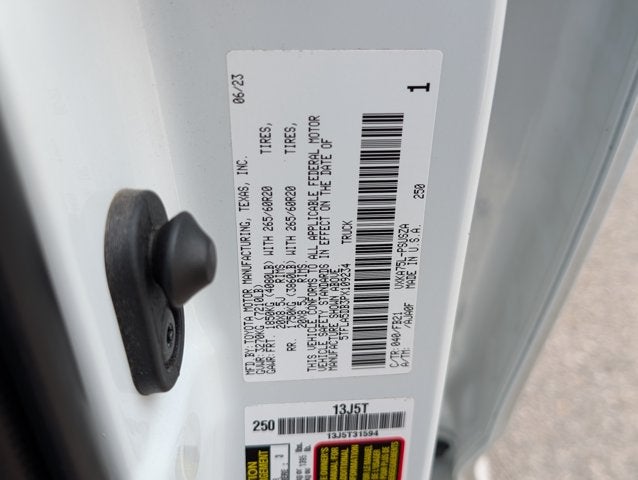 2023 Toyota Tundra 4WD SR5