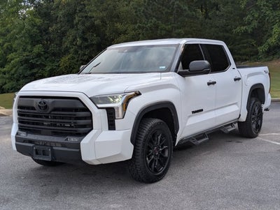 2023 Toyota Tundra 4WD SR5