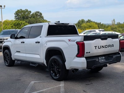 2023 Toyota Tundra 4WD SR5