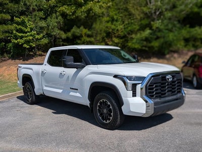 2023 Toyota Tundra 4WD SR5