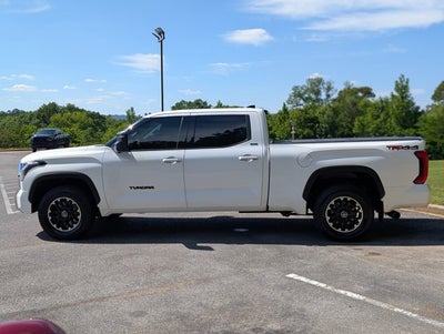 2023 Toyota Tundra 4WD SR5