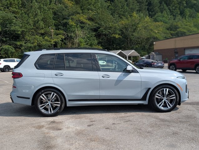 2027 BMW X7 xDrive40i