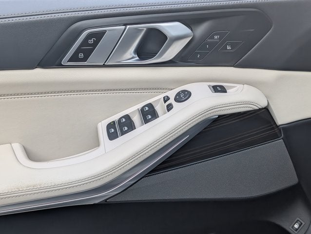 2025 BMW X5 xDrive50e