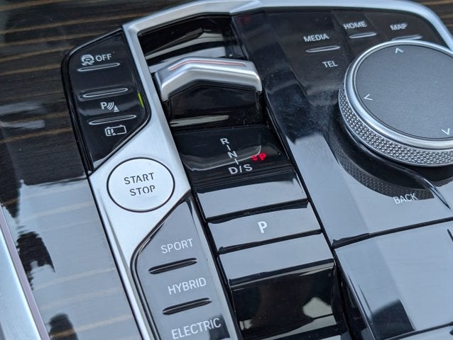 2025 BMW X5 xDrive50e