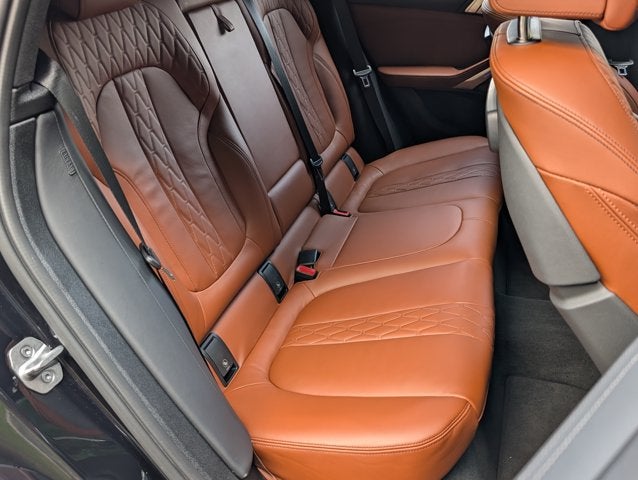 2023 BMW X6 xDrive40i