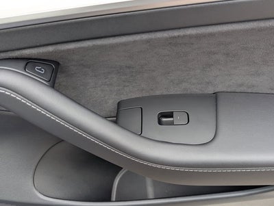 2023 Tesla Model 3 RWD