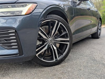 2022 Volvo S60 Recharge Plug-In Hybrid R-Design