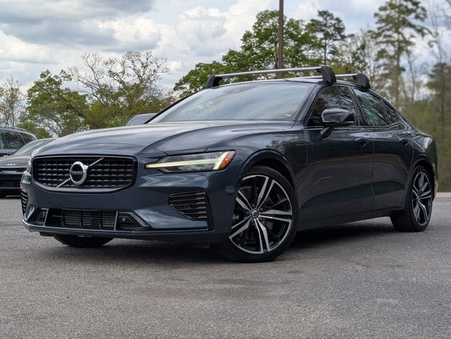 2022 Volvo S60 Recharge Plug-In Hybrid R-Design