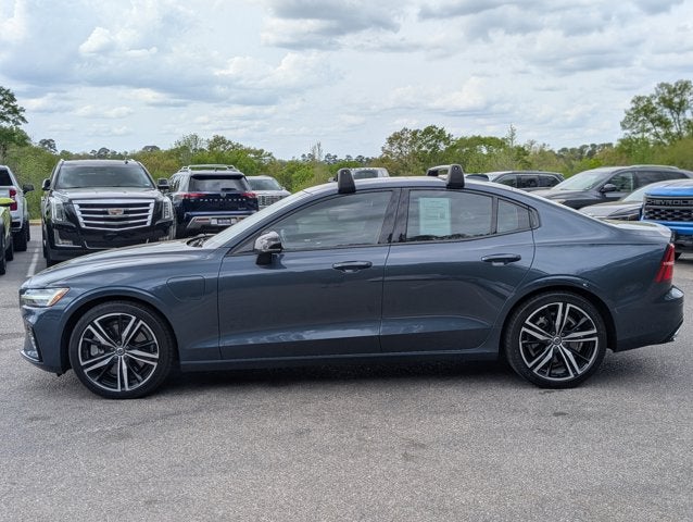 2022 Volvo S60 Recharge Plug-In Hybrid R-Design