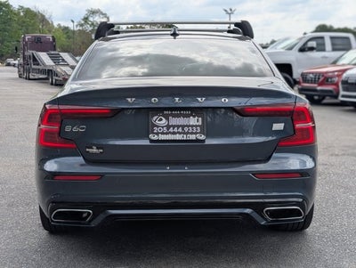 2022 Volvo S60 Recharge Plug-In Hybrid R-Design