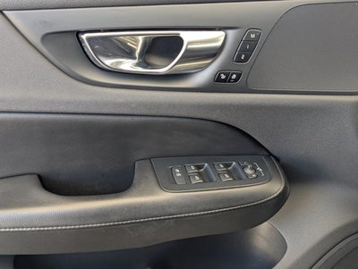 2021 Volvo S60 R-Design Expression