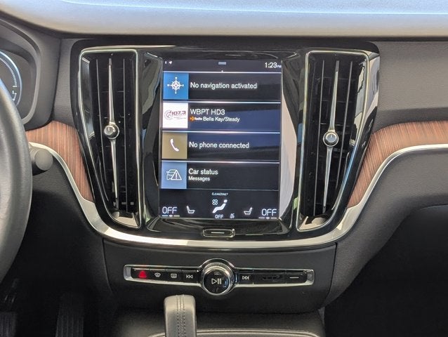 2021 Volvo S60 R-Design Expression