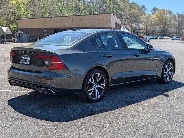 2021 Volvo S60 R-Design Expression