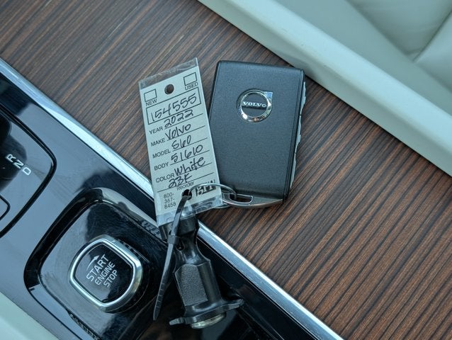 2022 Volvo S60 Momentum