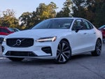 2022 Volvo S60 Momentum
