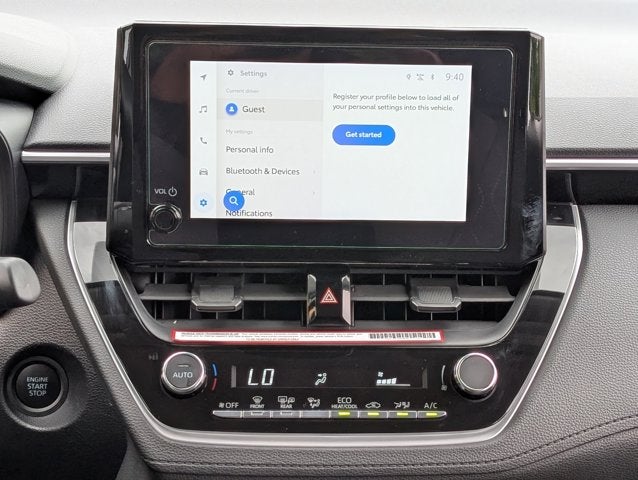 2024 Toyota Corolla Cross LE