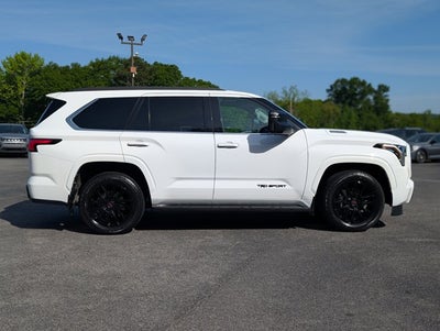 2023 Toyota Sequoia SR5