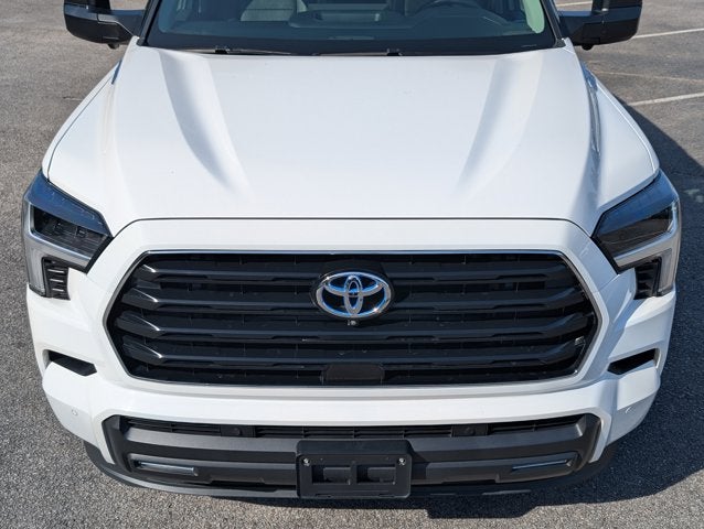 2023 Toyota Sequoia SR5