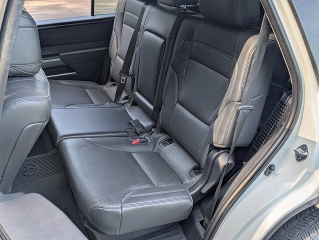 2023 Toyota Sequoia SR5