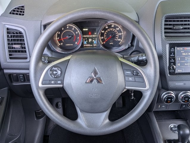 2025 Mitsubishi Outlander Sport ES