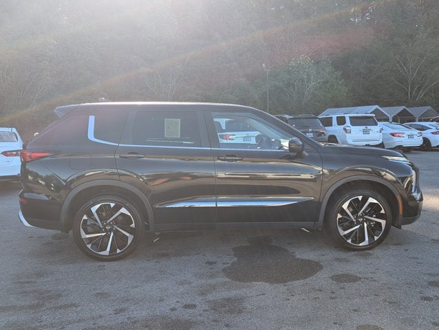 2023 Mitsubishi Outlander SE Special Edition