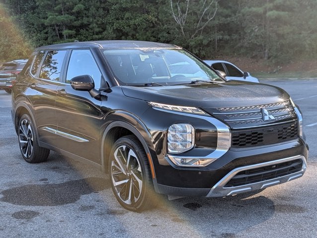 2023 Mitsubishi Outlander SE Special Edition