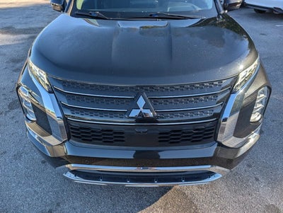 2023 Mitsubishi Outlander SE Special Edition