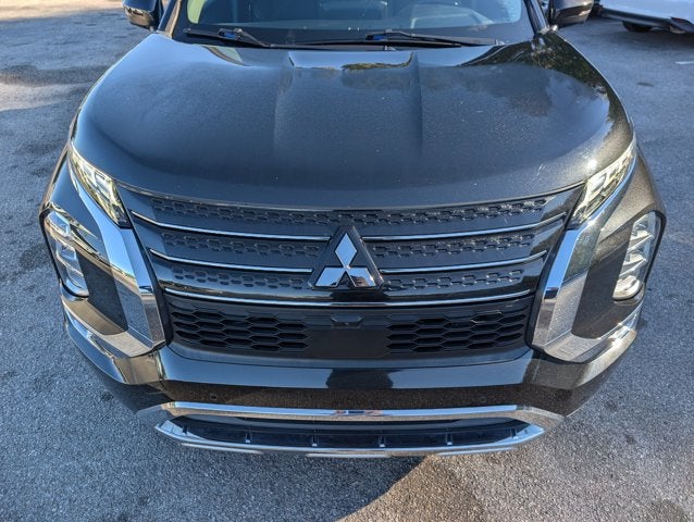 2023 Mitsubishi Outlander SE Special Edition