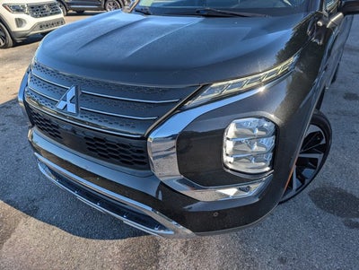 2023 Mitsubishi Outlander SE Special Edition