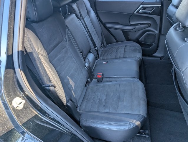 2023 Mitsubishi Outlander SE Special Edition
