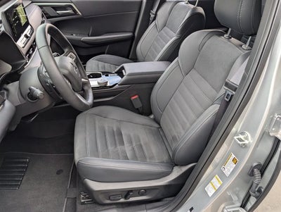 2026 Mitsubishi Outlander SE