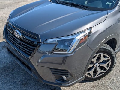 2023 Subaru Forester Premium